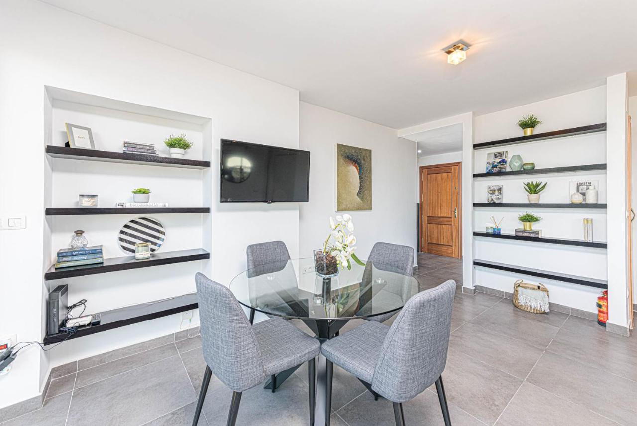 Mediterraneo Beach Apartment In Malaga By Solaga Holiday Homes Ngoại thất bức ảnh