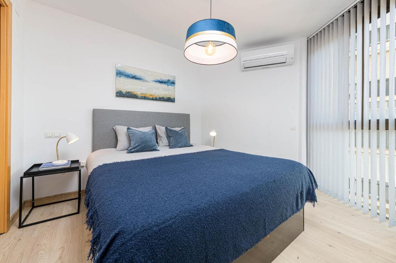 Mediterraneo Beach Apartment In Malaga By Solaga Holiday Homes Ngoại thất bức ảnh
