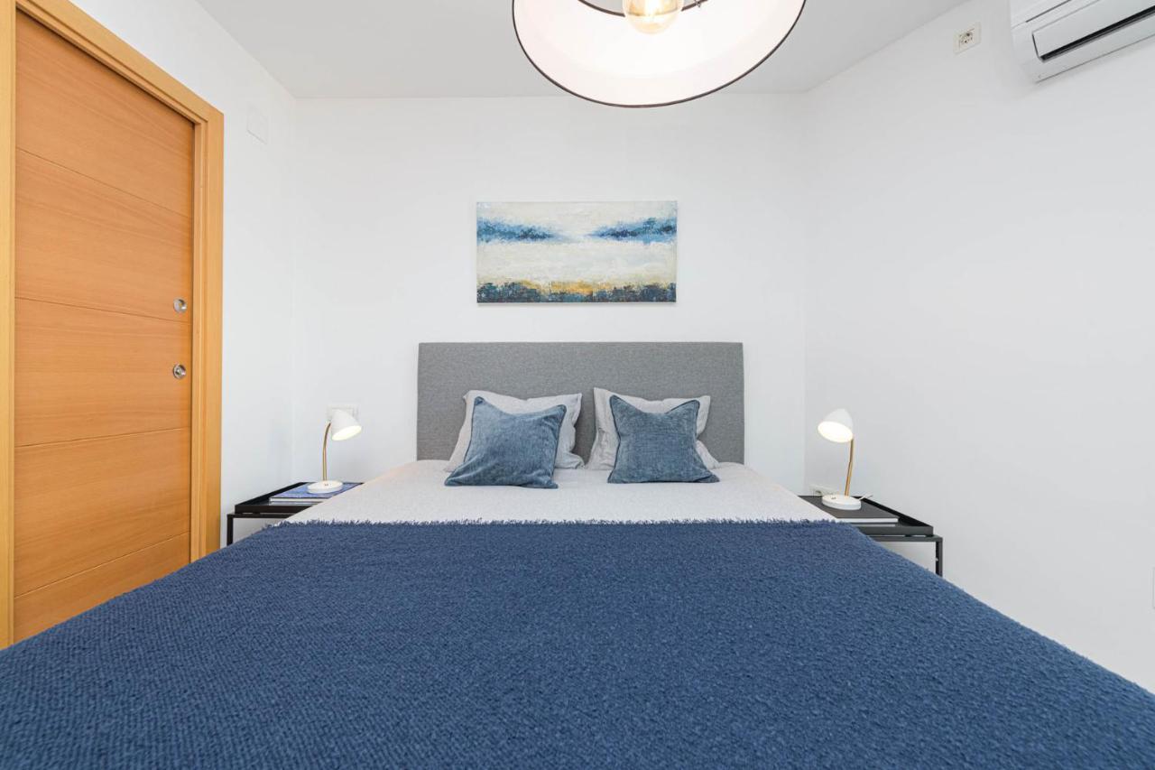 Mediterraneo Beach Apartment In Malaga By Solaga Holiday Homes Ngoại thất bức ảnh